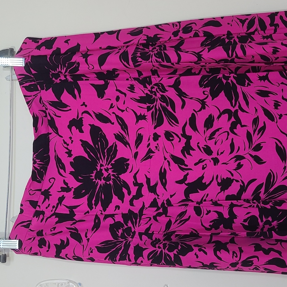Givenchy En Plus Floral Print Top And Skirt Set Size 18W - Picture 8 of 14